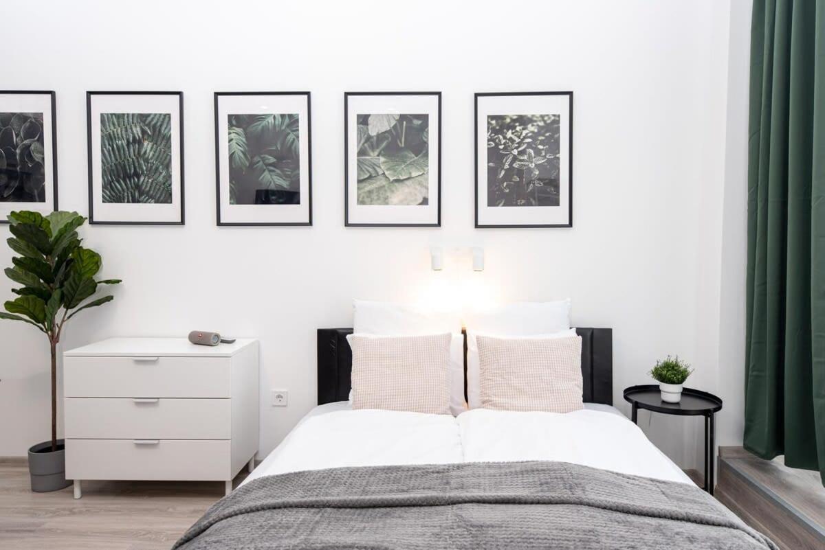 New Studio At The Best Location Budapest Esterno foto